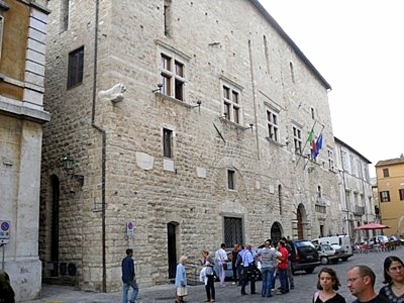 immagine notizia (ptn) Narni, domenica a Palazzo dei Priori l’iniziativa “Festival e territorio: modelli sostenibili per la cultura live”